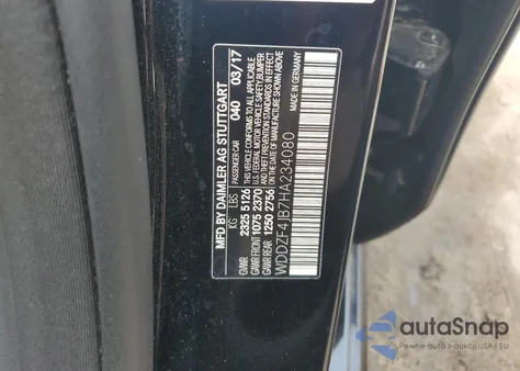 2017 Mercedes-Benz E 300 z USA, uszkodzony, nr VIN WDDZF4JB7HA234080